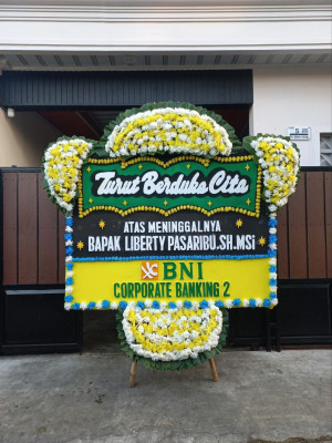 Papan Bunga Duka di Matan Hilir Selatan